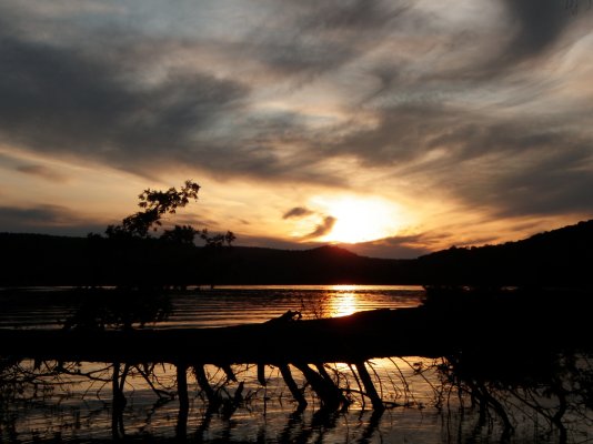 bass lake sunset.jpg