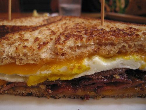 bacon egg sandwich.jpg