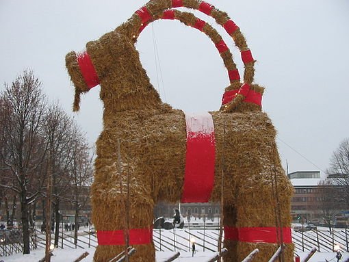 Christmas-Goat.JPG