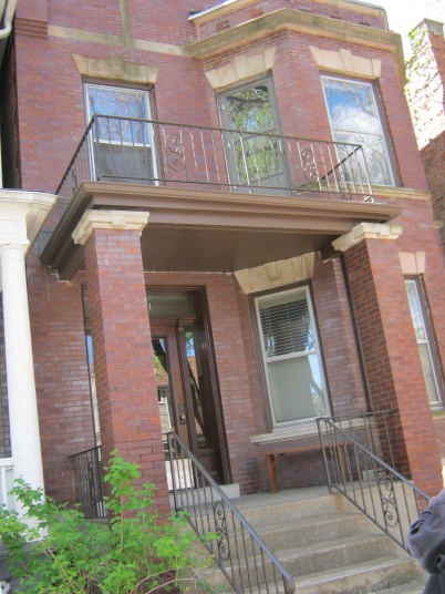 Apartment on top floor (Andersonville)...great place to stay