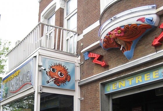 Coffee "shop" in Rotterdam...puff puff! 4-28-09