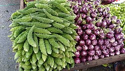 250px-Vegetable_market.jpg