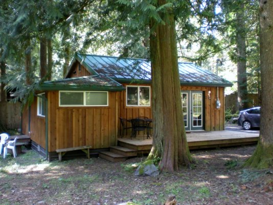 Oregon - Our cabin at Rhododendron.jpg