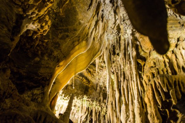 Crystal_Grottos_caverns-4.jpg