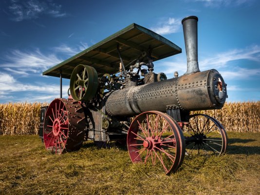 steam tractor.jpg