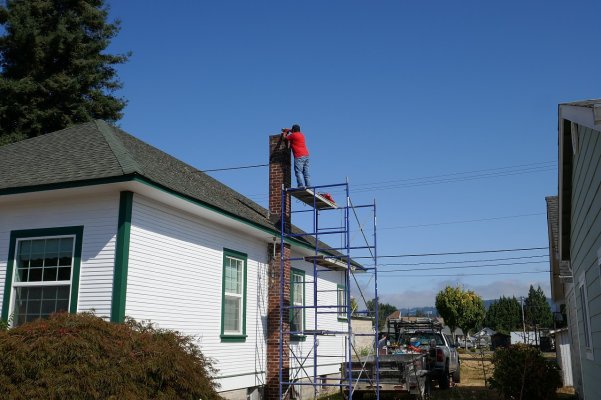 2021-08-16 102103 - Chimney being removed at the Clark house.jpg