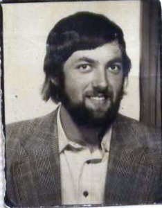 Alan in 1974 v2.jpg