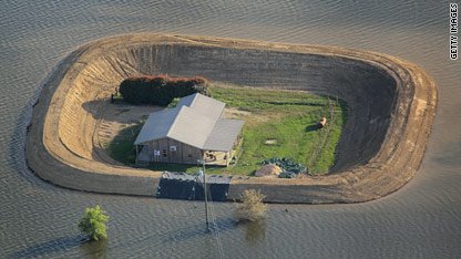 Flood_farmhouse_2011.jpg