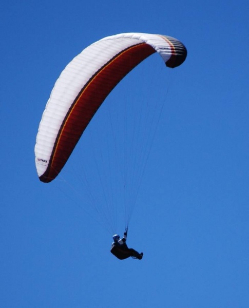 Flying a Paraglider in Arizona