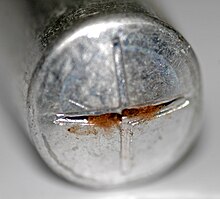 220px-Blown_up_electrolytic_capacitor.jpg