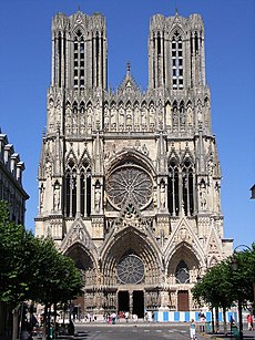 230px-Reims_Kathedrale.jpg